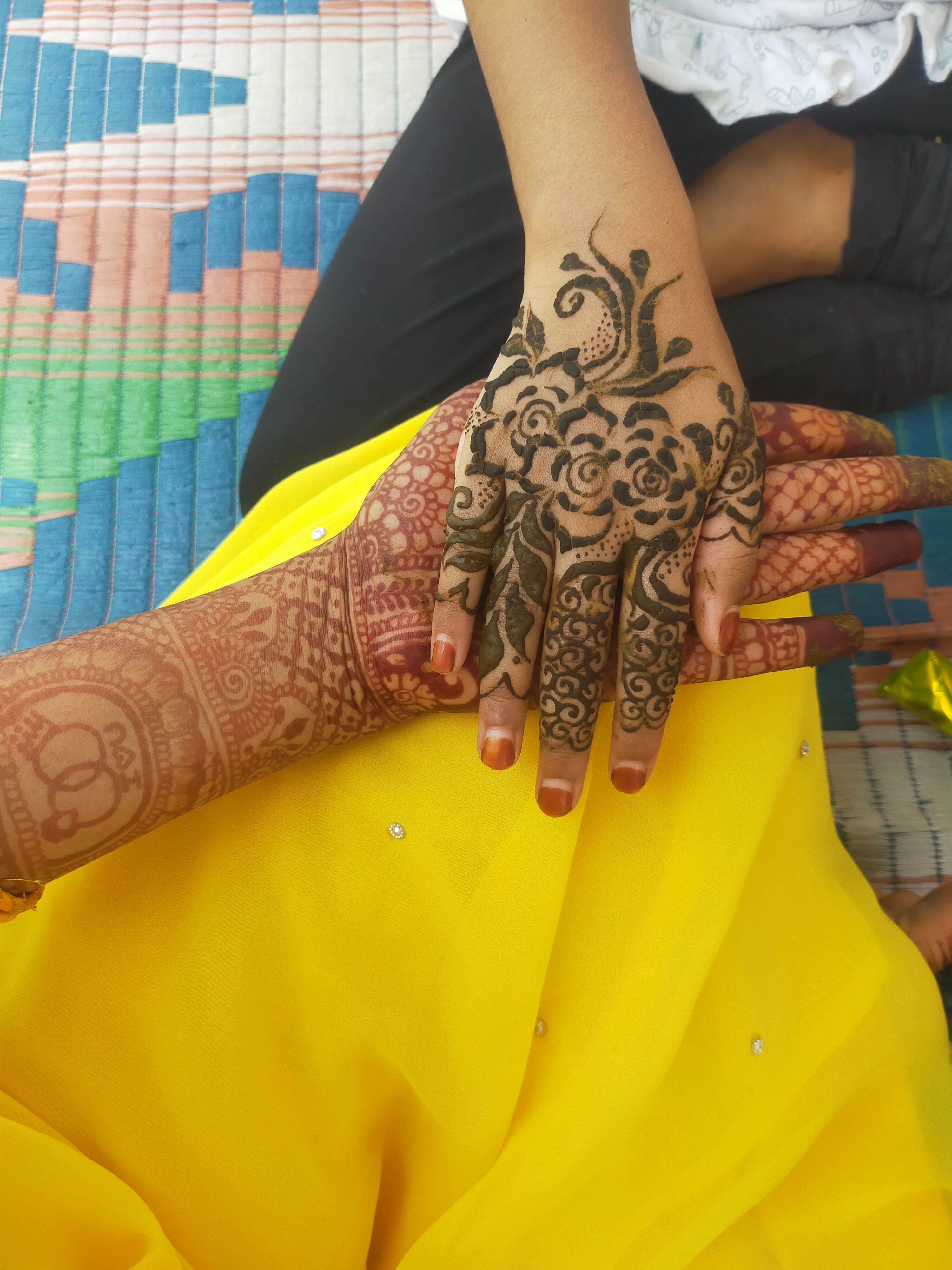 Shifa mehandi artist portfolio